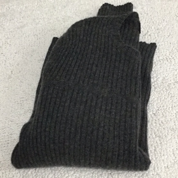 EXPRESS Preppy Lambswool Ribbed Sweater size L - Picture 8 of 8